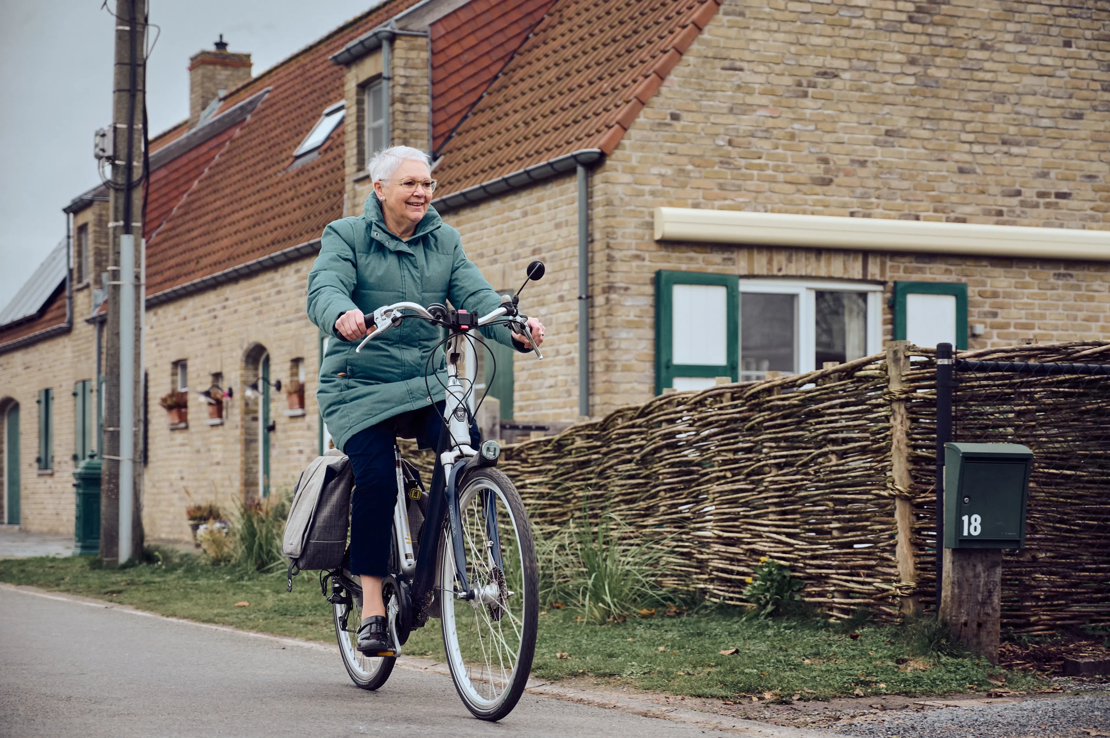 Foto einer Patientenbotschafterin, die mit Osteoporose lebt.